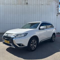 מיצובישי אאוטלנדר 2018