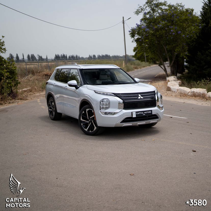 מיצובישי אאוטלנדר PHEV