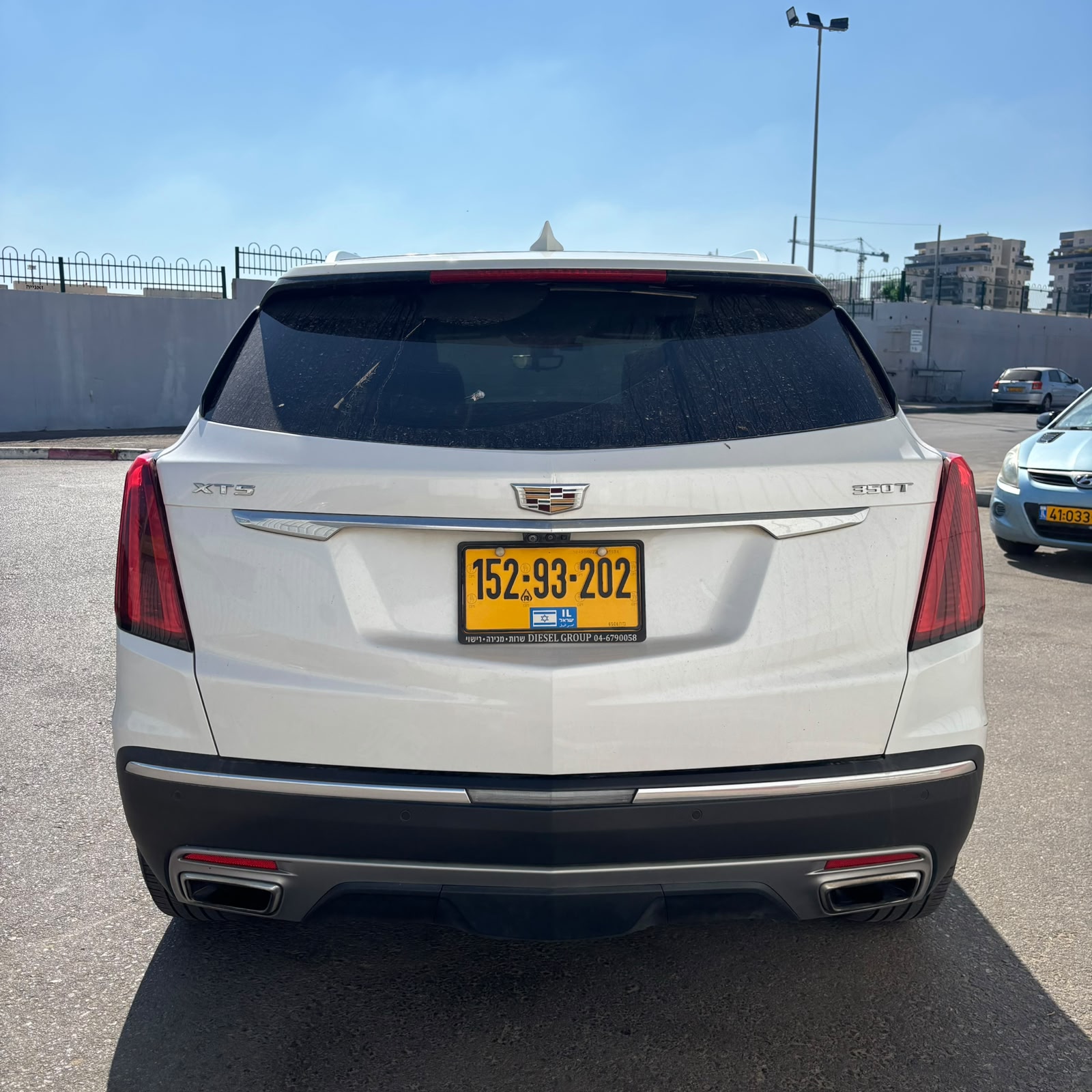 קאדילק XT5 2021
