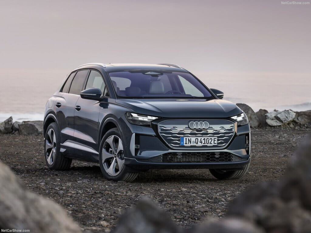 אודי Q4 e-tron - תמונה 1
