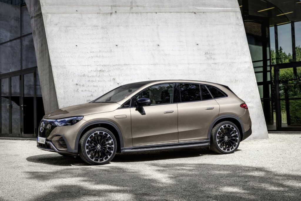 מרצדס EQE SUV