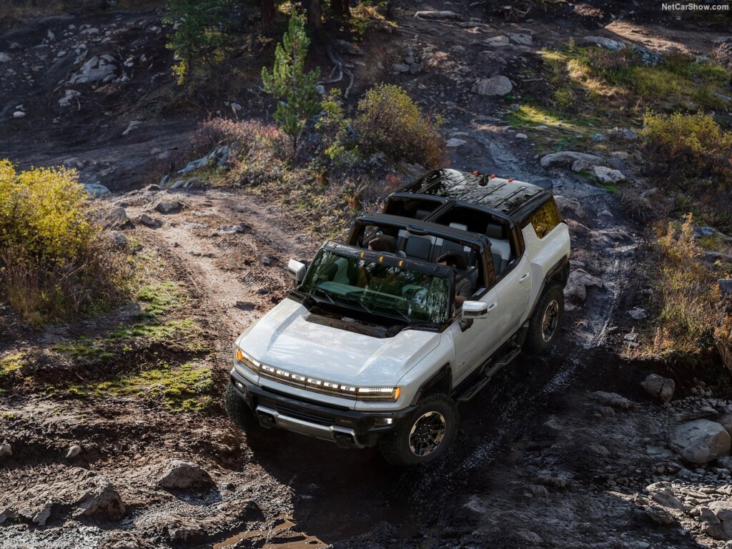 GMC-האמר-EV-SUV-JPG