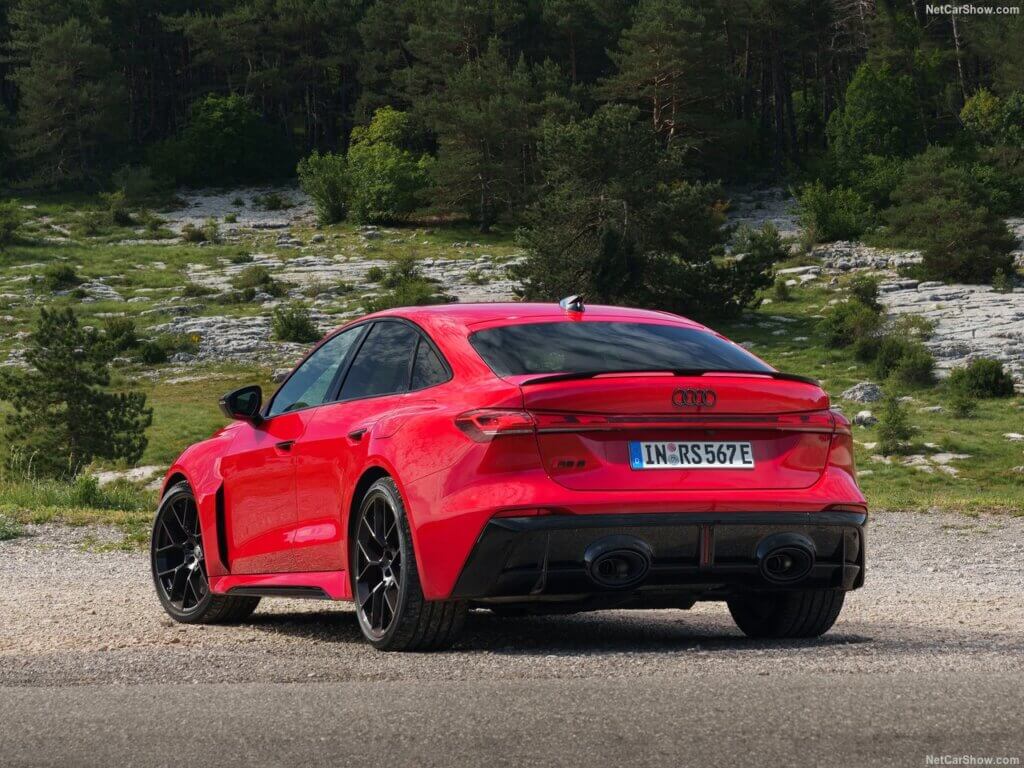 אאודי-RS5-JPG