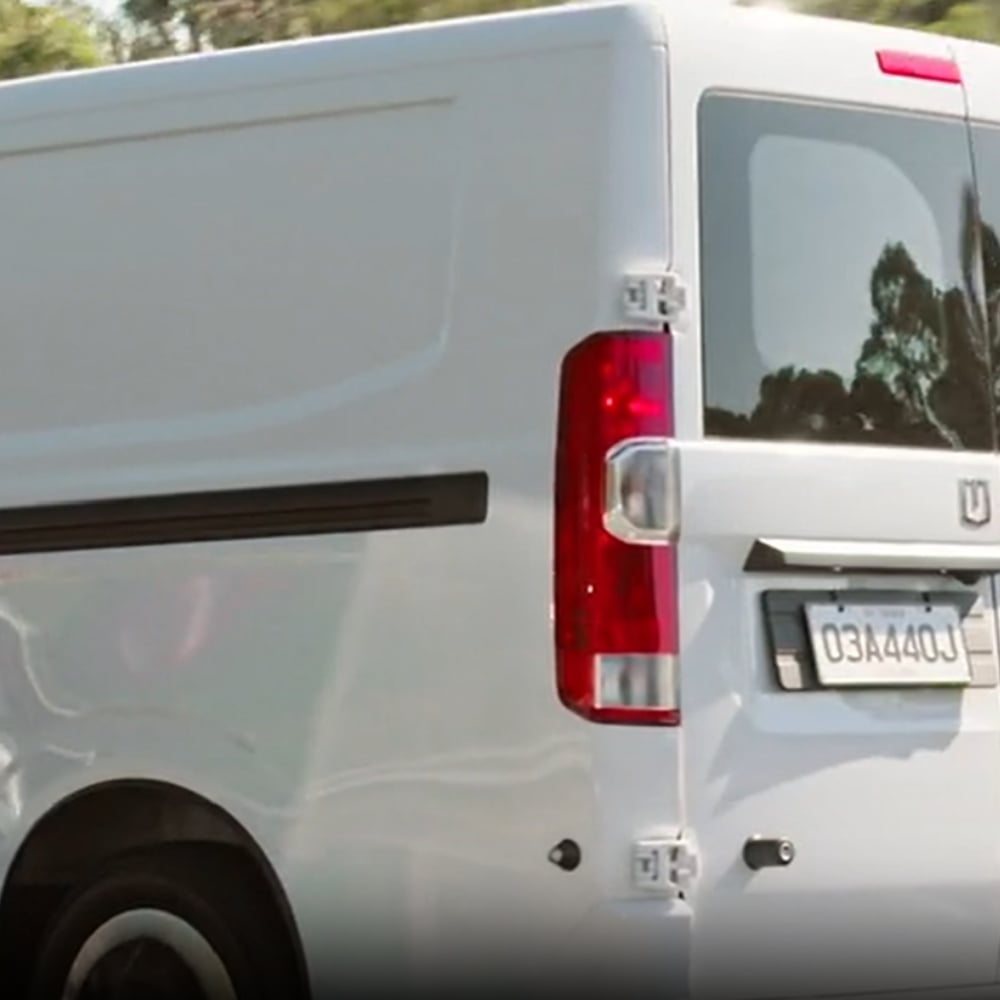 איך נראה תא הנהג של פאריזון V7E?